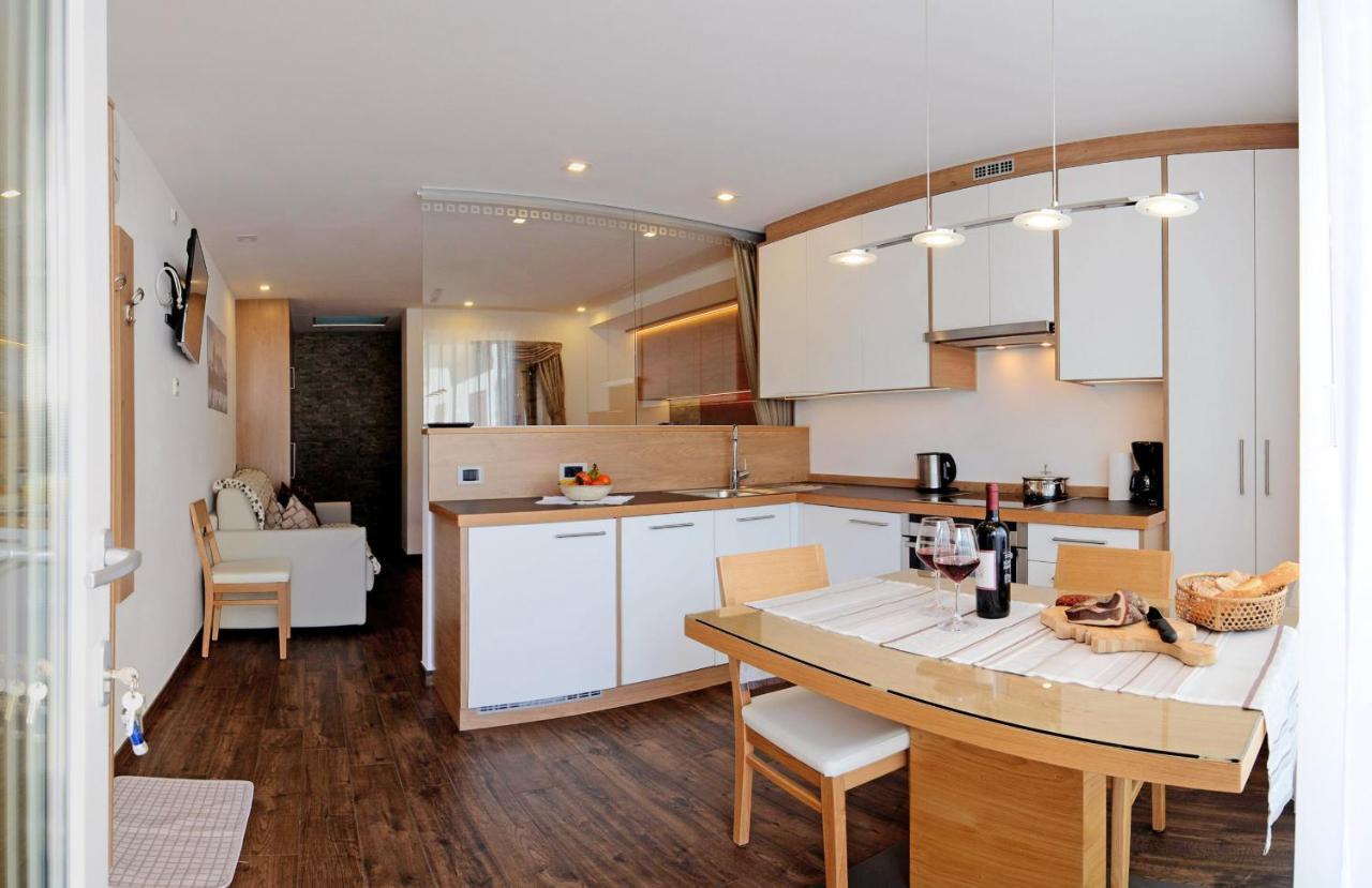 Apartments Mujnei Santa Cristina Val Gardena Ngoại thất bức ảnh